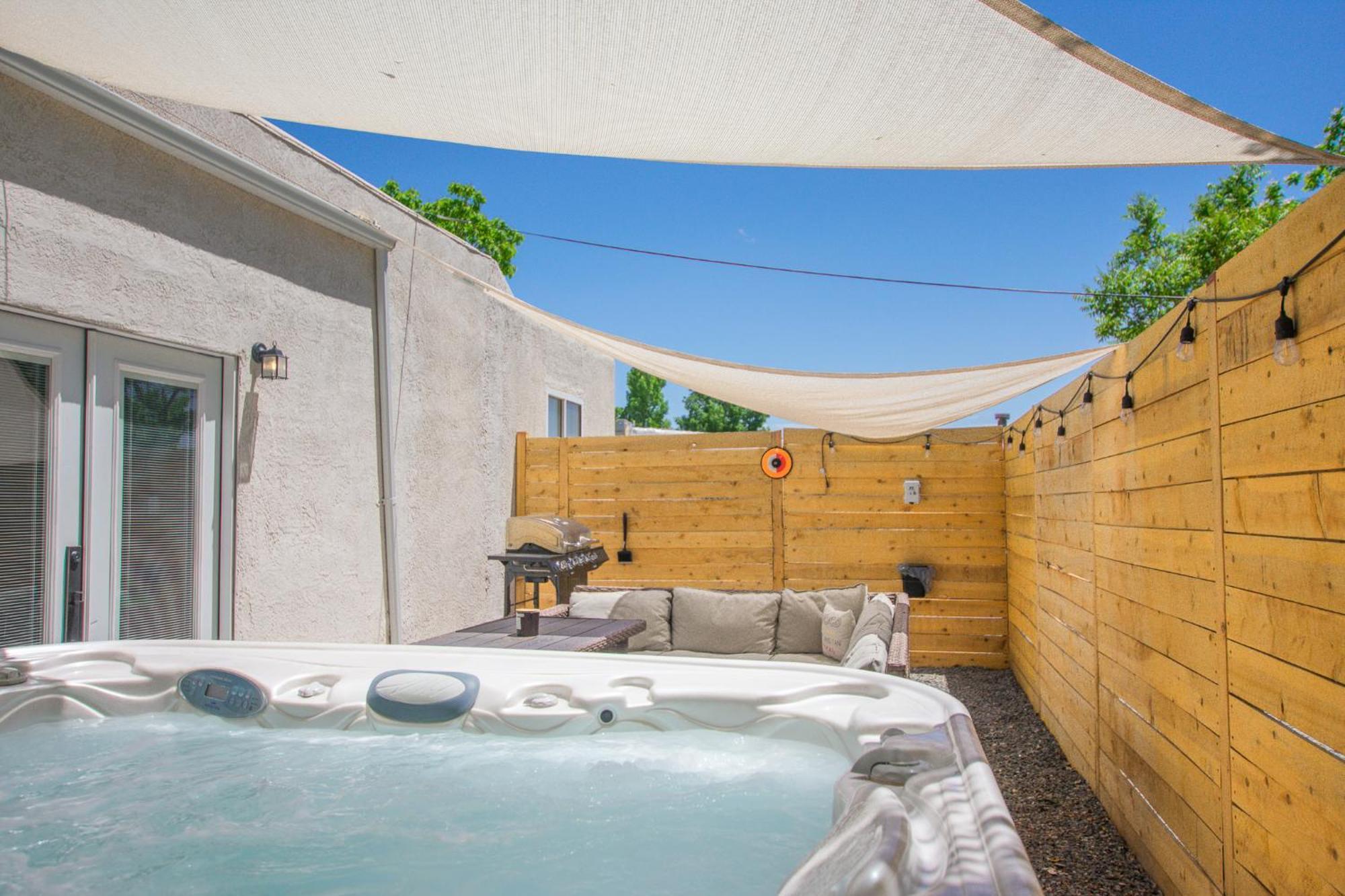 Cowboy Den-Hot Tub-Game Room-Pet Friendly-No Pet Fees! Albuquerque Exterior photo