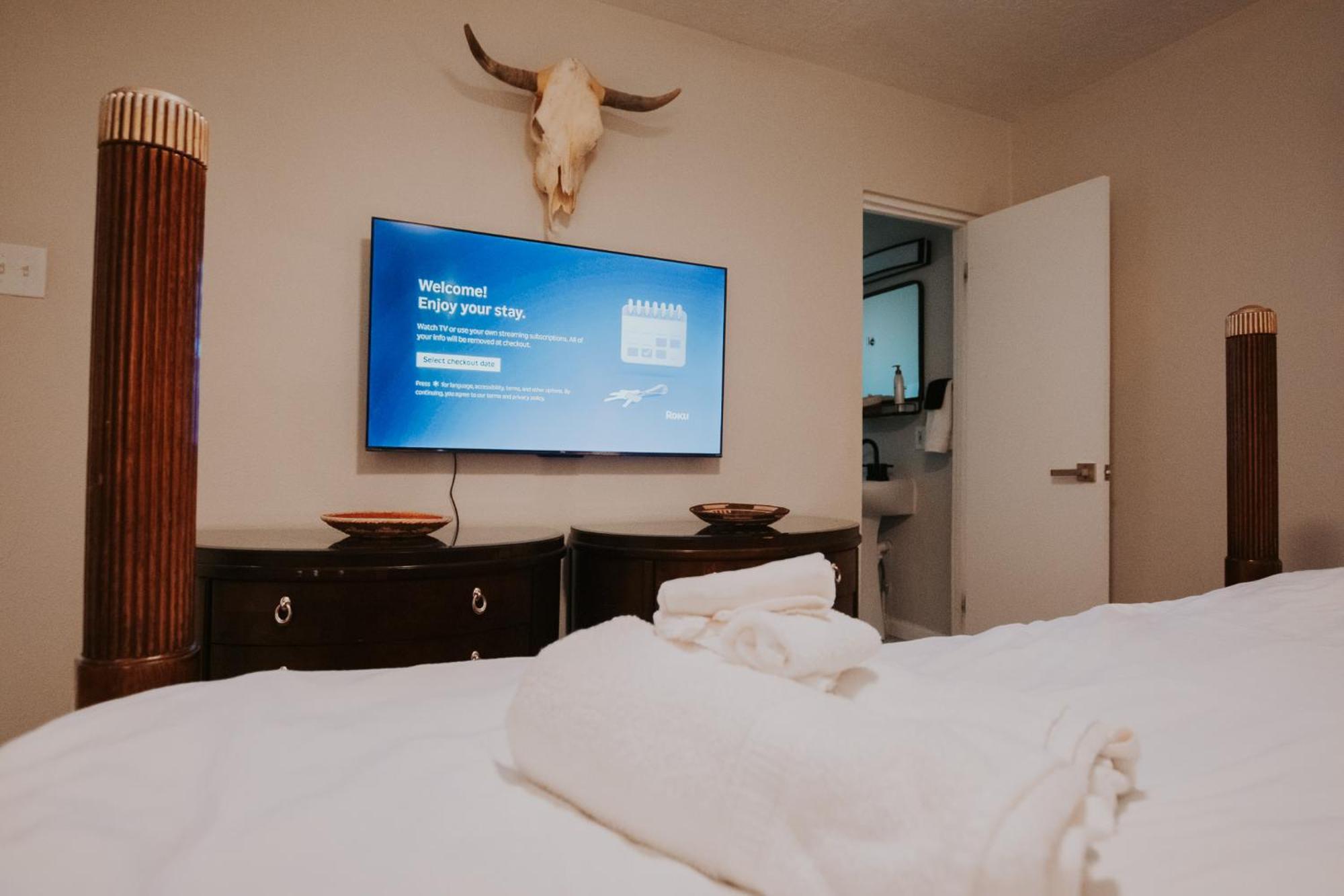 Cowboy Den-Hot Tub-Game Room-Pet Friendly-No Pet Fees! Albuquerque Exterior photo
