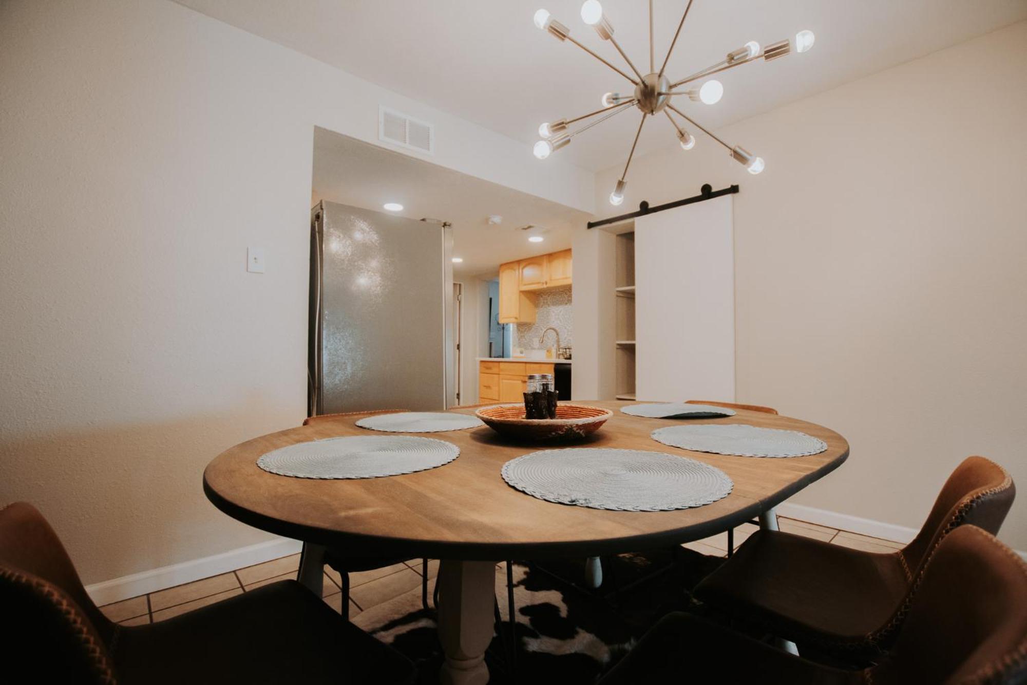 Cowboy Den-Hot Tub-Game Room-Pet Friendly-No Pet Fees! Albuquerque Exterior photo
