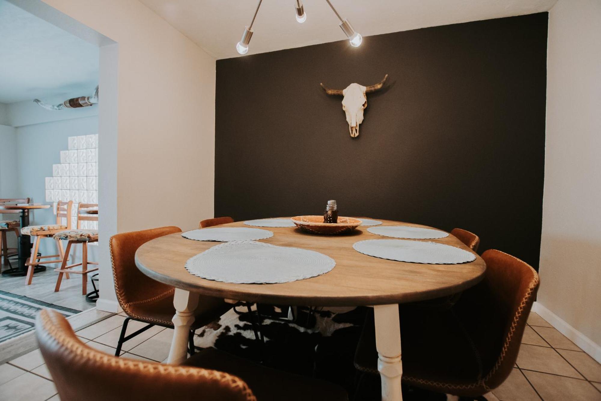 Cowboy Den-Hot Tub-Game Room-Pet Friendly-No Pet Fees! Albuquerque Exterior photo