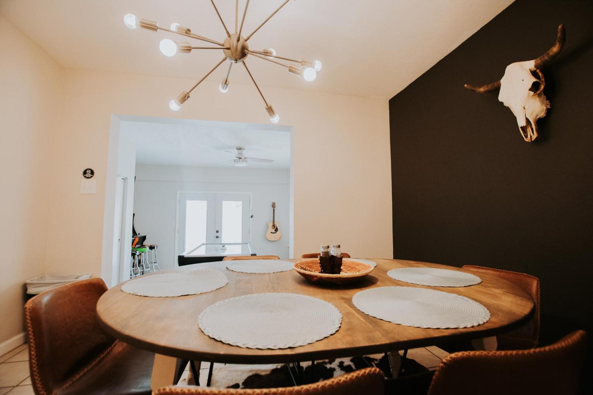 Cowboy Den-Hot Tub-Game Room-Pet Friendly-No Pet Fees! Albuquerque Exterior photo